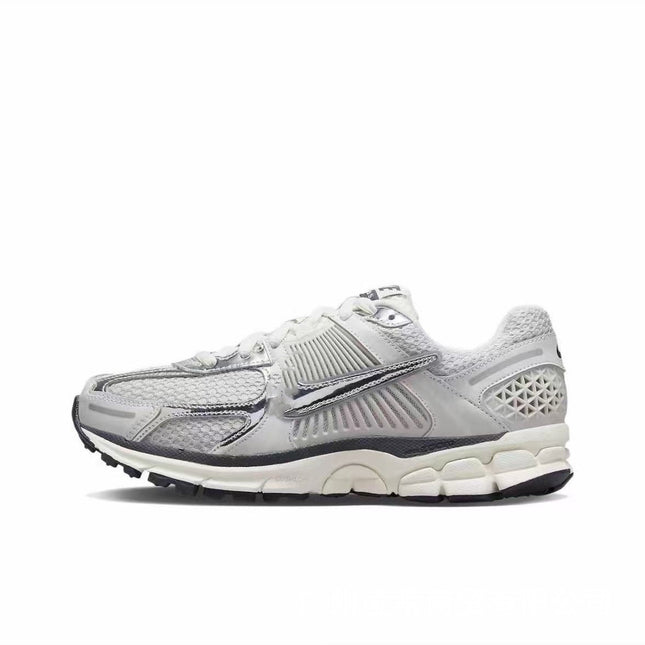 Nike Zoom Vomero 5