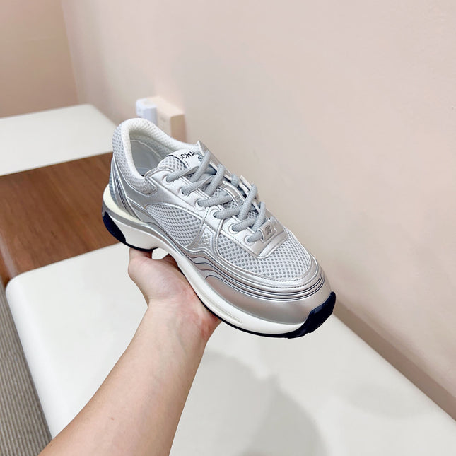 Chanel Runner Cc Logo
Sneakers