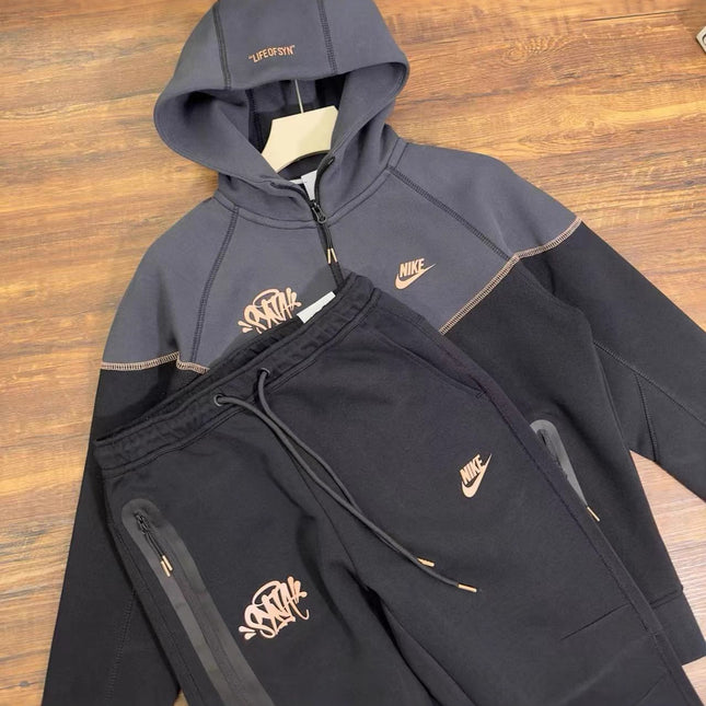 Nike Tech Fleece suit