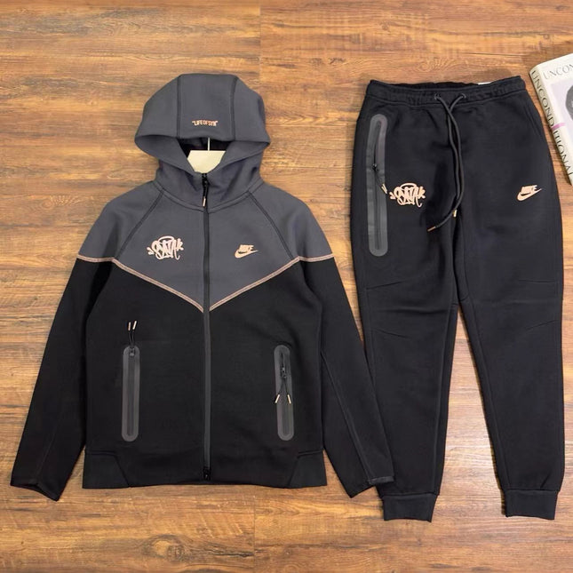 Nike Tech Fleece suit