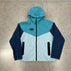M / Blue sweater