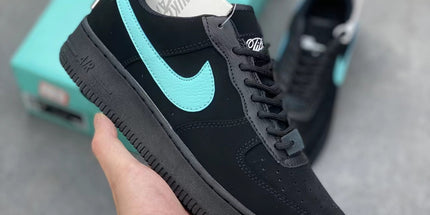 Air Force 1 White Hook Sneakers