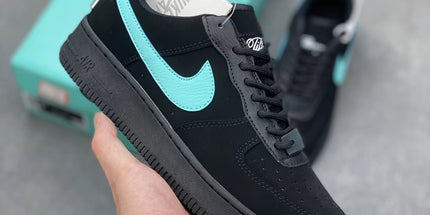 Air Force 1 White Hook Sneakers