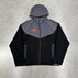M / Dark grey sweater
