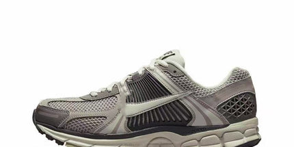 Nike Zoom Vomero 5