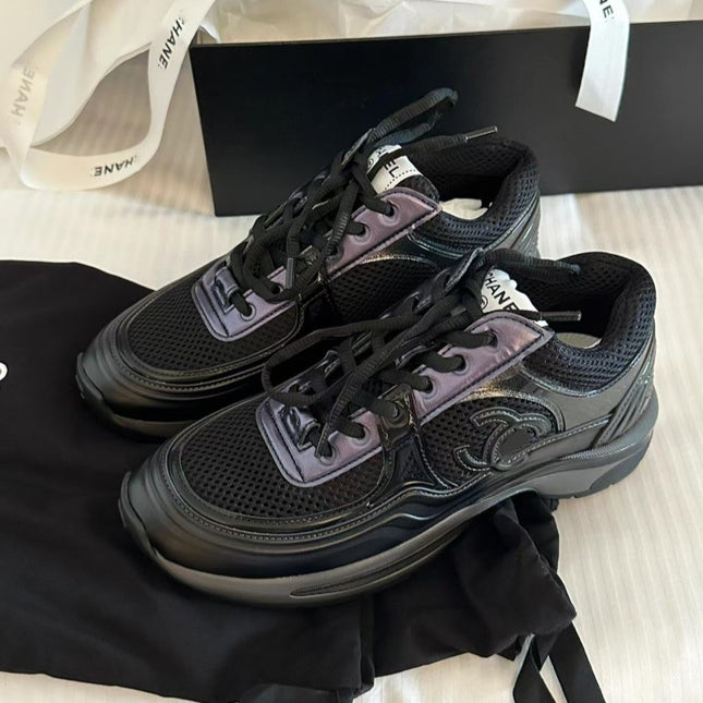 Chanel Runner Cc Logo
Sneakers