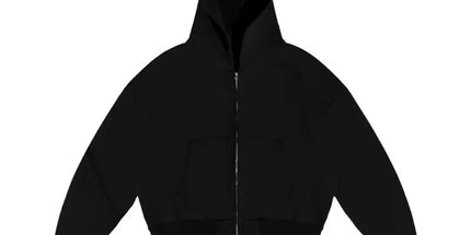 Der Saint Alexander Trainingsanzug ist ein beliebtes Set aus luftigem, flauschigem Kapuzenpullover und trendiger Herrenhose.