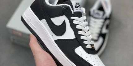 Air Force 1 White Hook Sneakers