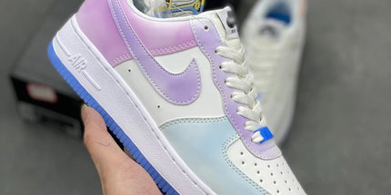 Low-Top Casual Sneakers