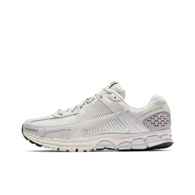 Nike Zoom Vomero 5