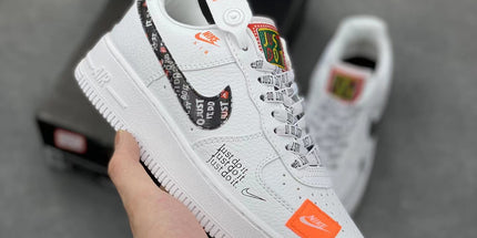 Air Force 1 White Hook Sneakers