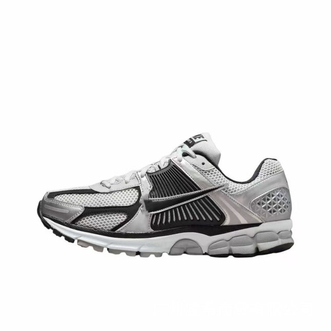 Nike Zoom Vomero 5