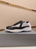 Style 23: Black lacquer, gray mesh white tail